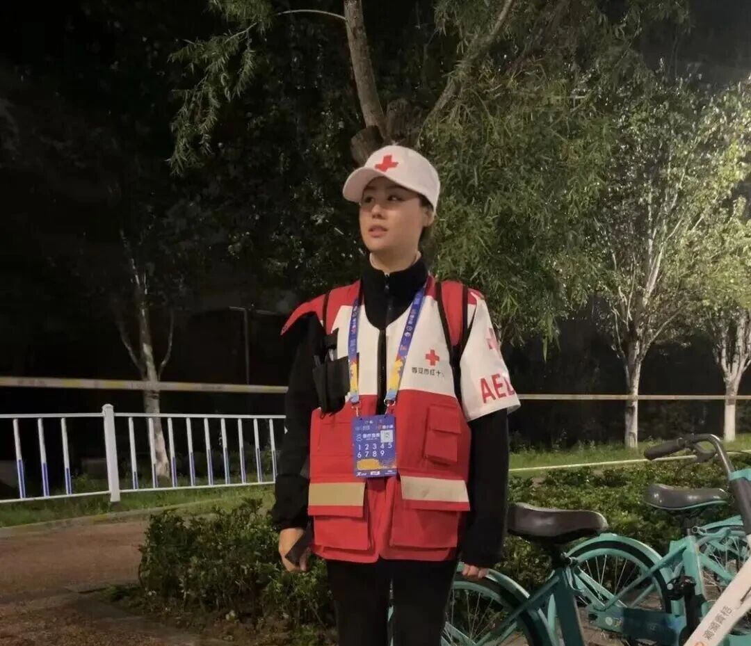 循光而行 亦成微光 -- 张瑾:一名红十字应急救护师资的成长历程