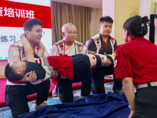 从博士后到导游,19名学员西安集训6天,要当急救“播种者”